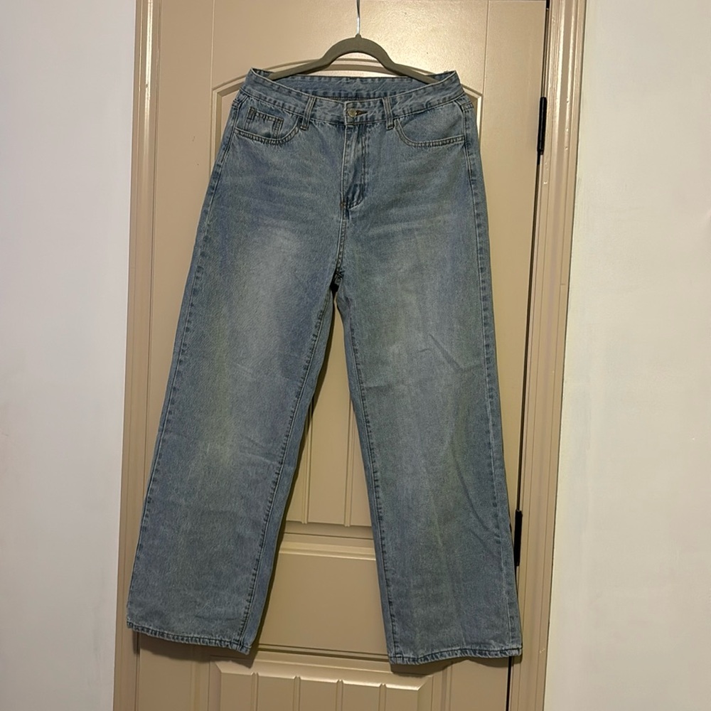 High Waist Wide Leg Jeans (Light Wash)